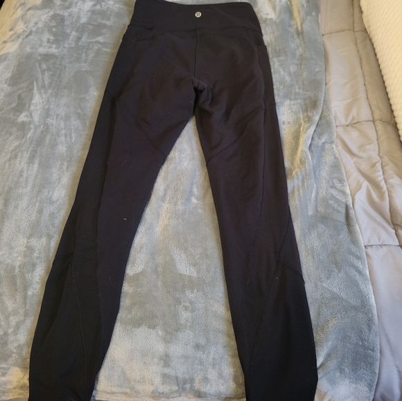 Lulu wunder under with mesh on leg and mesh side pocket - Picture 1 of 3